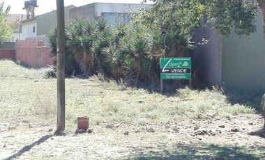 Lotes en Santa Teresita. 12x50=600M2.  48 entre 6 y 7