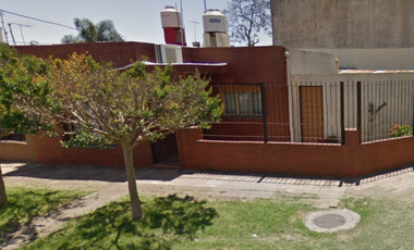 Venta de casa en esquina en Boulogne