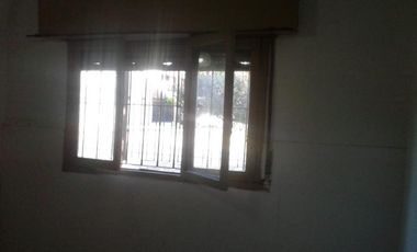 Venta de casa en esquina en Boulogne