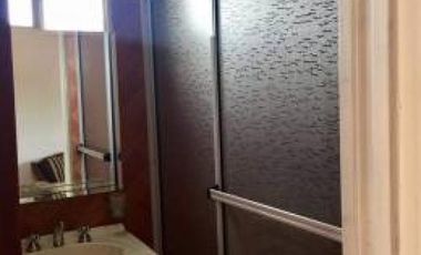 EXCELENTE TERRENO CON CONSTRUCCIÓN