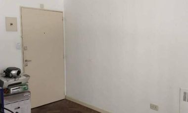 Piso 1 - Excelente oficina de 15 m² en Microcentro - Muy lum