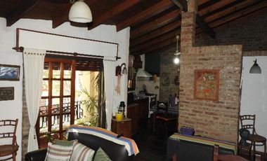 Casa ideal 2 familias o una familia más taller