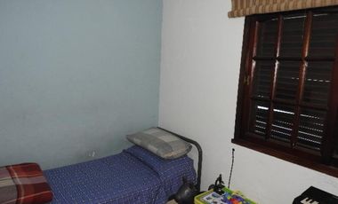Casa ideal 2 familias o una familia más taller