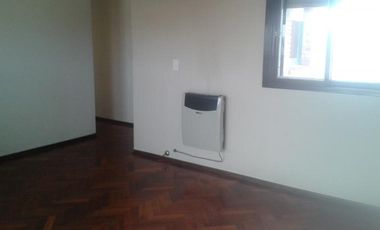 Martinez - Acassuso  piso 3 amb cochera cub bcon terraza