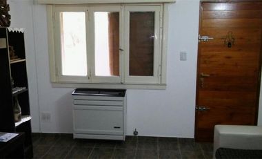 EXCELENTISIMO CHALET DE 5 AMB EN 2 PLANTAS CON COCHERA.