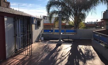 Departamento tipo casa
