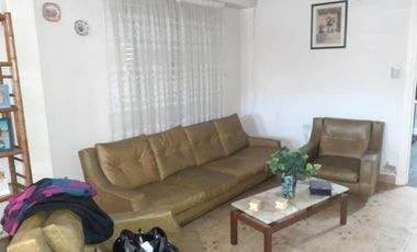 Chalet 4 ambientes con garage zona Puerto