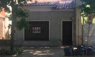 Casa ubicación Óptima para REFACCIONAR