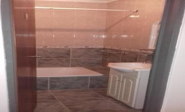 DEPARTAMENTO 2 Amb. c/ Fondo y COCHERA