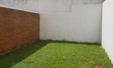 DEPARTAMENTO 2 Amb. c/ Fondo y COCHERA