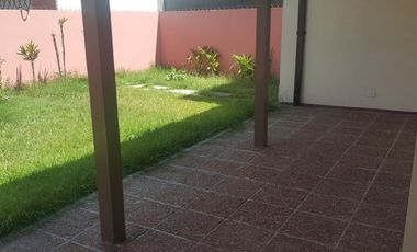 CASA EN UNA PLANTA RECICLADA NUEVA