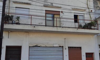 OPORTUNIDAD UNICA  GALPÓN 840 m2 CON VIVIENDA