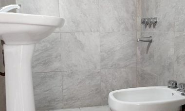 DPTO 2 AMB FRENTE A 2 CUADRAS PLAZA SAN MARTIN