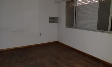 GALPON 330 m2 A MTS DE ALVEAR