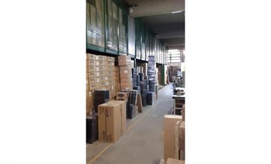 EXCELENTE GALPON 774 m2