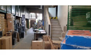 EXCELENTE GALPON 774 m2