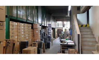 EXCELENTE GALPON 774 m2