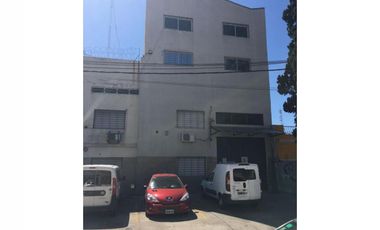 GALPON 1090 M2 - MTS DE G.PAZ Y AV. S MARTIN