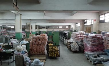 1200 m2 2 plantas