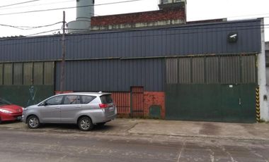 GALPON 1450 m2 A MTS EVA PERON