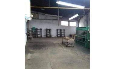 GALPON 1450 m2 A MTS EVA PERON