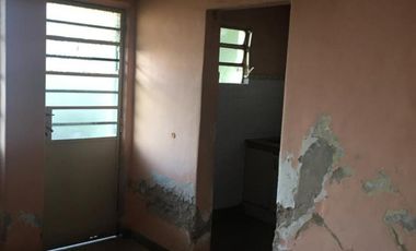 Casa de 3 Ambientes a 150 mts de Santos Vega