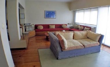 Casa de 5 ambientes en Venta en Villa crespo