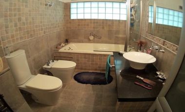 Casa de 5 ambientes en Venta en Villa crespo