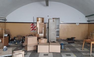 GALPON 770 m2 2 PLANTAS CON MONTACARGAS