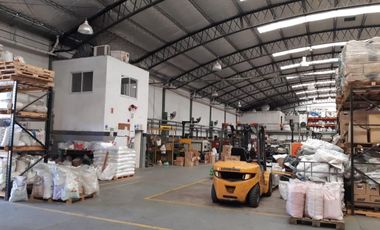 EXCELENTE PLANTA INDUSTRIAL 3.175 M2 CUBIERTOS  Y 460 LIBRES
