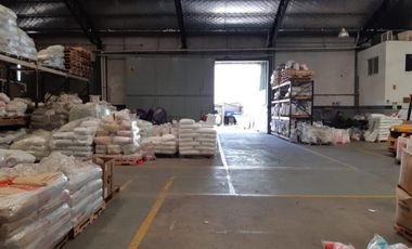 EXCELENTE PLANTA INDUSTRIAL 3.175 M2 CUBIERTOS  Y 460 LIBRES