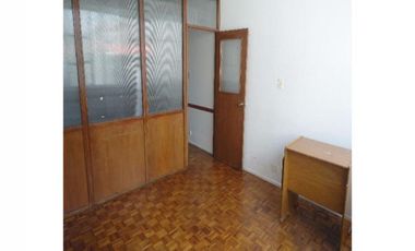 OFICINA AL FRENTE 40M2 APROX MICROCENTRO FLORIDA AL 200. EXC