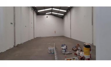 GALPON EN ALQUILER 307 m2
