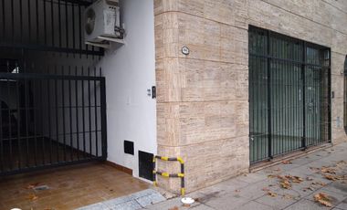 OLIVOS CENTRO EXCELENT   - dos locales y 3 oficinas en block