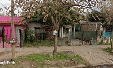 Casa en venta en Almirante Brown, Almirante Brown - Cochera