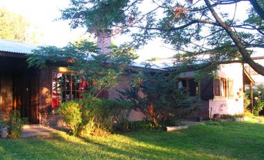 EXCELENTE CHALET EN LOS CARDALES
