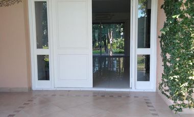 Casa de 4 dormitorios en EL Aromo