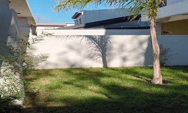 3 ambientes Planta baja con garage propio