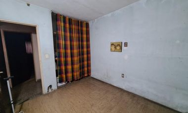 Amplia vivienda sobre Nuestras Malvinas 32, Glew