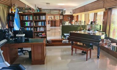 Villa Ballester. Casa 5 ambientes. Con piscina