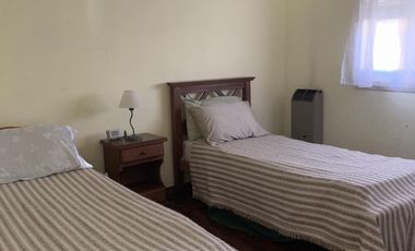 Impecable Chalet 6 Amb. con fondo. APTA CREDITO!