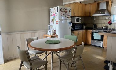 Impecable Chalet 6 Amb. con fondo. APTA CREDITO!