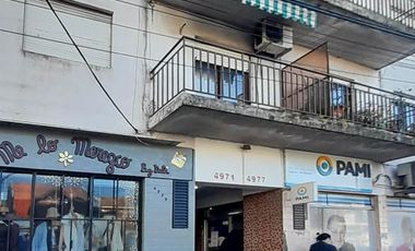 Villa Ballester-DEPTO 3 AMB. CON PATIO-Centro