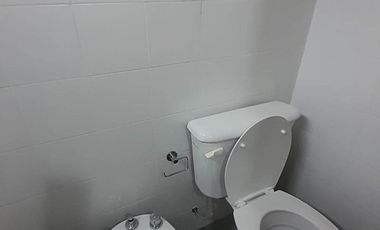 Villa Ballester-DEPTO 3 AMB. CON PATIO-Centro