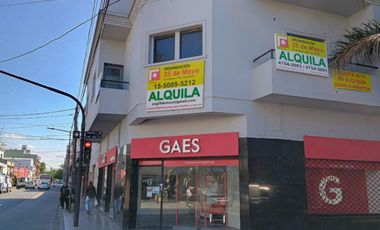 Local en primer piso de 250m2