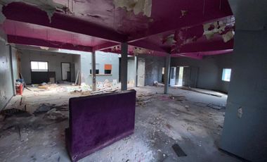 Local en primer piso de 250m2