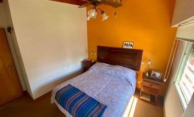 Casa de 4 amb. con jardín