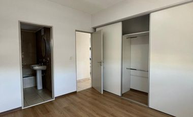 Departamento 3 amb. al frente con balcón