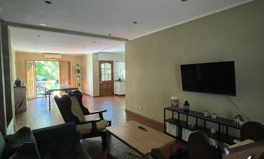 Hermoso Chalet en Adrogué.