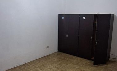 Casa de 4 ambientes con patio